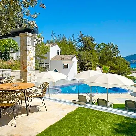 فندق Brothers Seaview 4*