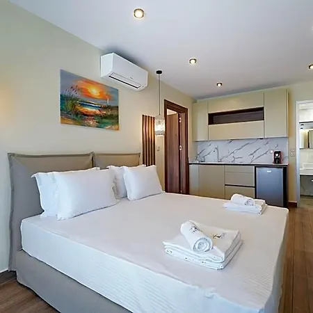 Brothers Seaview فندق لايميناس